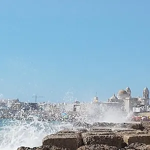 Brisas Cayetano , Cádiz España